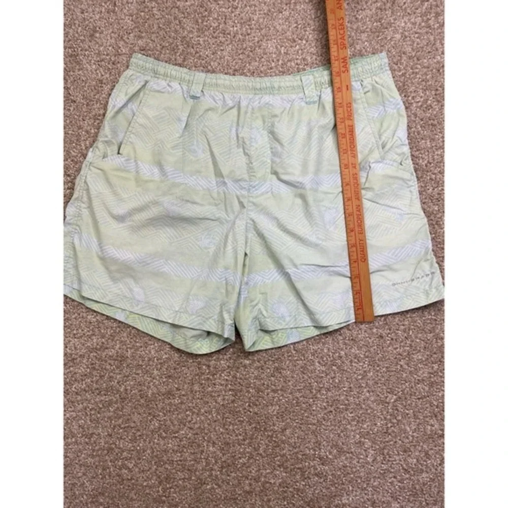 Columbia PFG Men's Lime Omni‎ Shade Mesh Lined Shorts  8